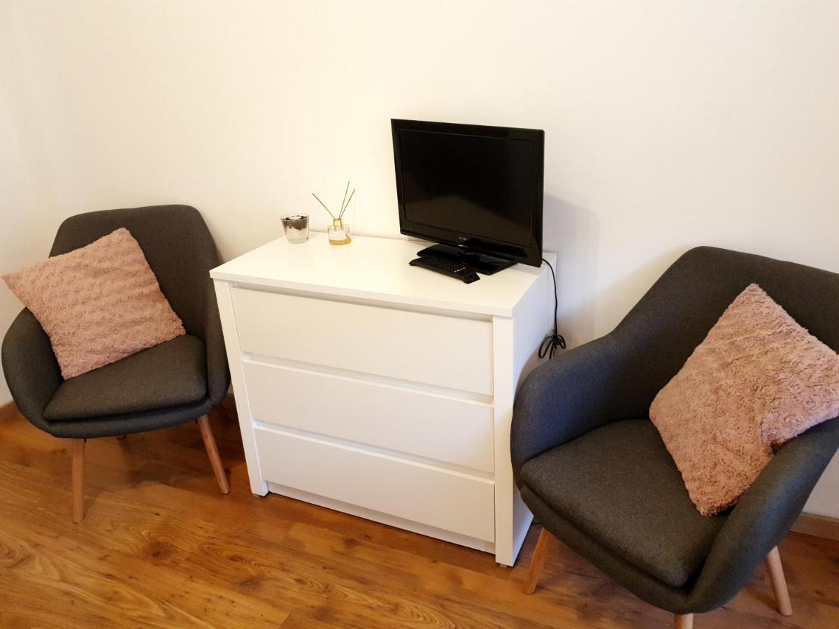 Apartman Bystrica City & Parking Banská Bystrica Dış mekan fotoğraf