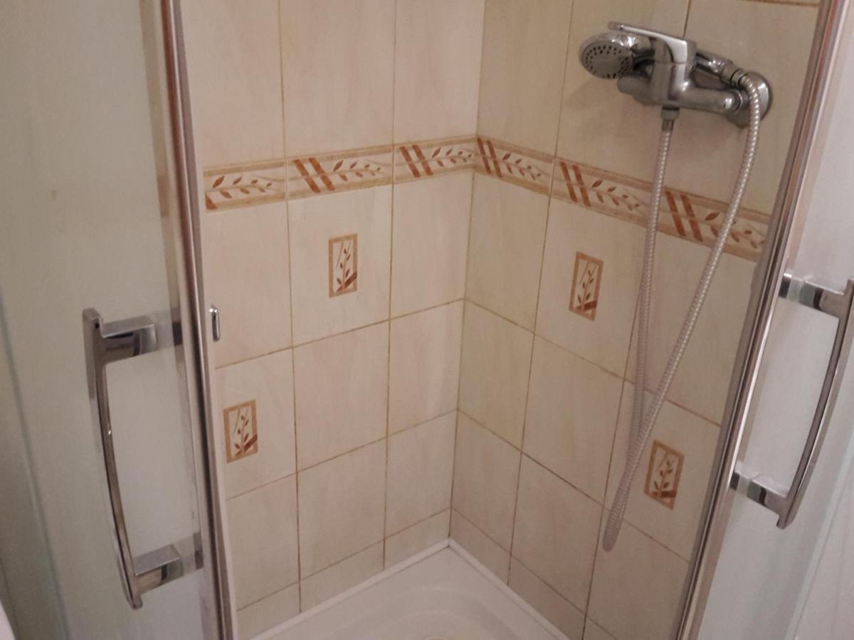 Apartman Bystrica City & Parking Banská Bystrica Dış mekan fotoğraf